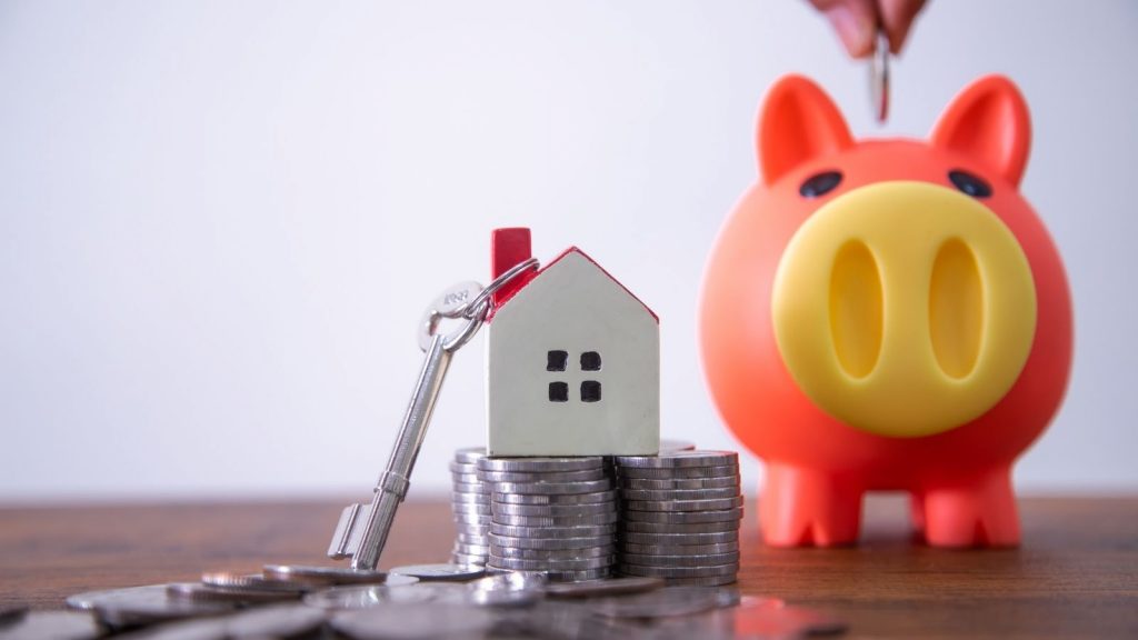 how to plan to buy your first home piggy bank